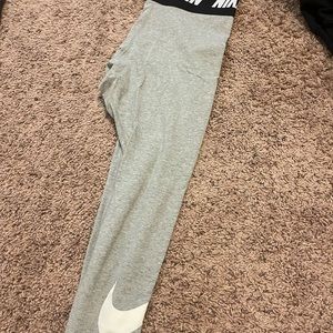 Nike leggings